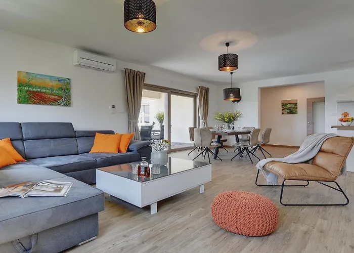 Villa Modern In Pula